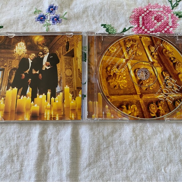 Three Tenors Holiday CDs🔥Mix&Match 7/$10🔥 - Picture 1 of 5